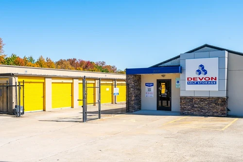 Devon Self Storage Greensboro, North Carolina - 3511 Holden Rd storage facility exterior view
