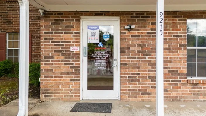 Exterior image of Devon Self Storage office in North Cordova, TN