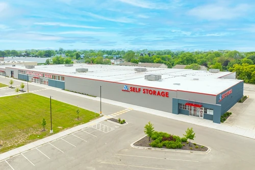 Devon Self Storage Kenosha, Wisconsin - 4100 52nd St. storage facility exterior view